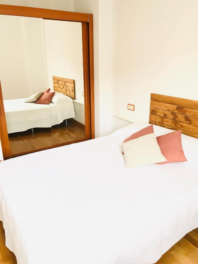 Villa La Puerta De Viana, Con Desayuno, Piscina Y Posibilidad Visita A Bodega! à Viana  Extérieur photo