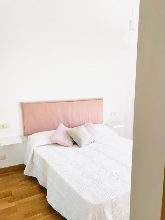 Villa La Puerta De Viana, Con Desayuno, Piscina Y Posibilidad Visita A Bodega! à Viana  Extérieur photo